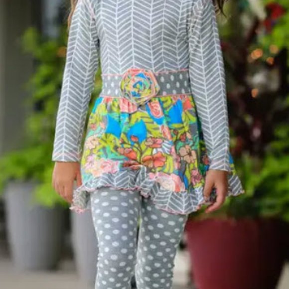 Herringbone Floral Dress & Leggings Outfit - Picture 10 of 11